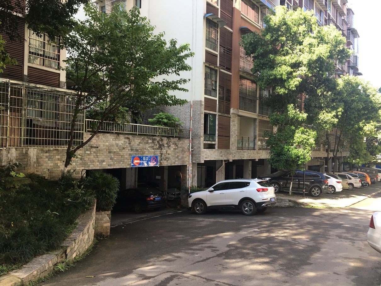2月16日市政新區住宅及車(chē)位拍賣(mài)