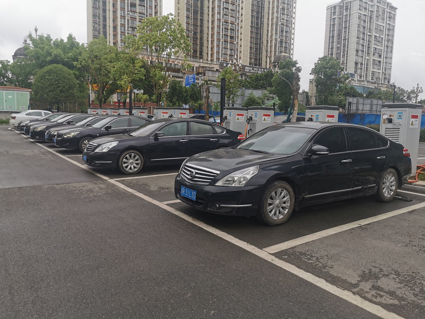 2023年5月17日12臺舊機動(dòng)車(chē)輛拍賣(mài)